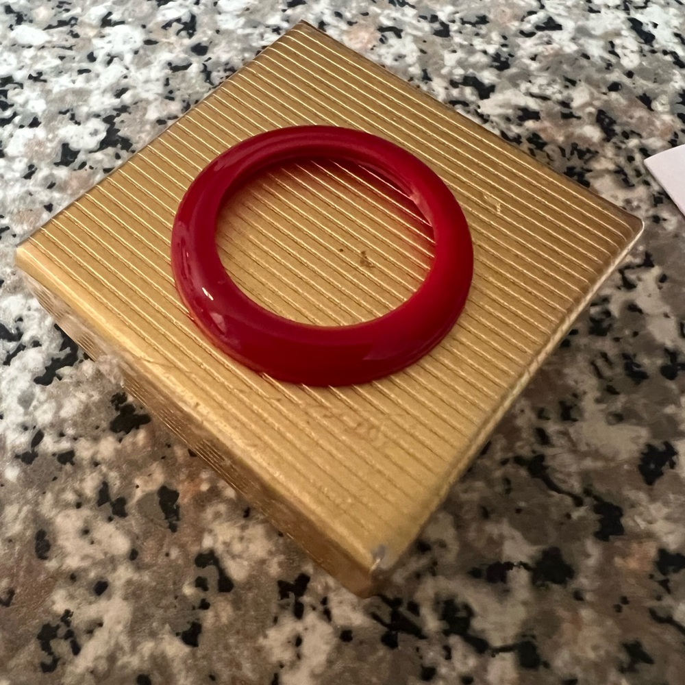 Gucci Red Bezel for interchangeable watch